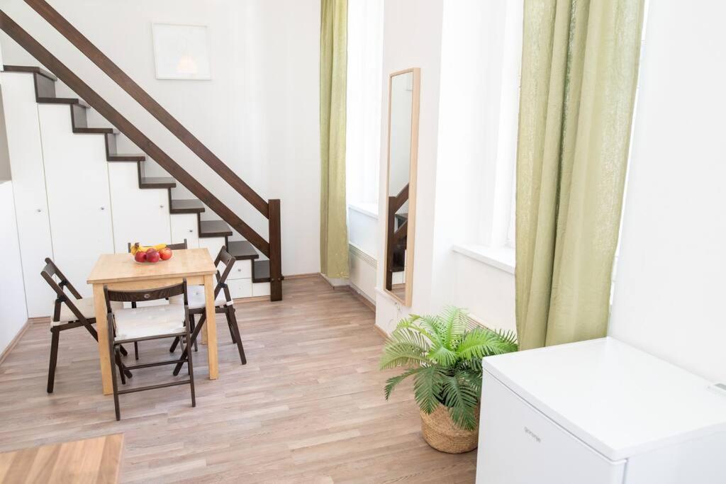 N28 Studio Next To Andrassy Boulevard. Boedapest Buitenkant foto